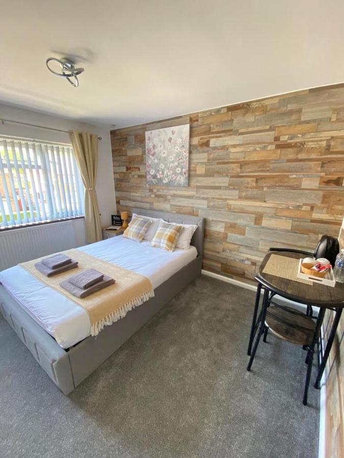 Gatwick Deluxe En-Suite Rooms Χόρλι Εξωτερικό φωτογραφία